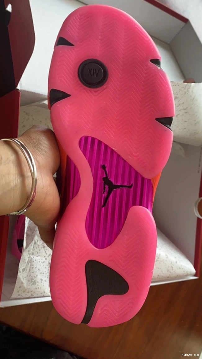 14 Pink Shocking Low DH4121-600 Retro (W) Jordan 0606